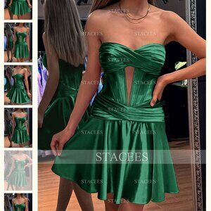 Stacee's Dark Green A-line Sweetheart Short/Mini Silk like Satin Homecoming Prom